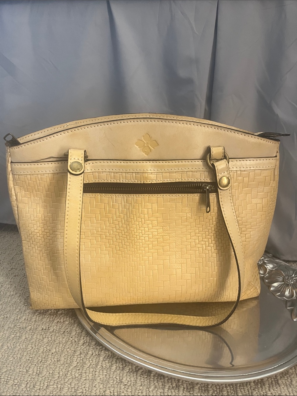 Patricia Nash- Cream Woven Tote Bag with Front Zip Pocket